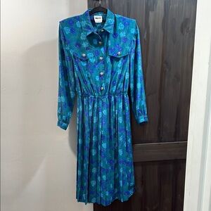 Leslie Fay Blue and Purple Floral Long Sleeve Dress